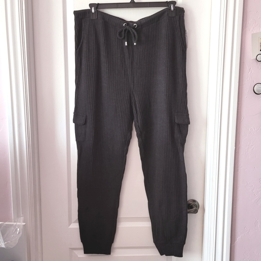 Waffle Pattern Joggers Gray Size 1X